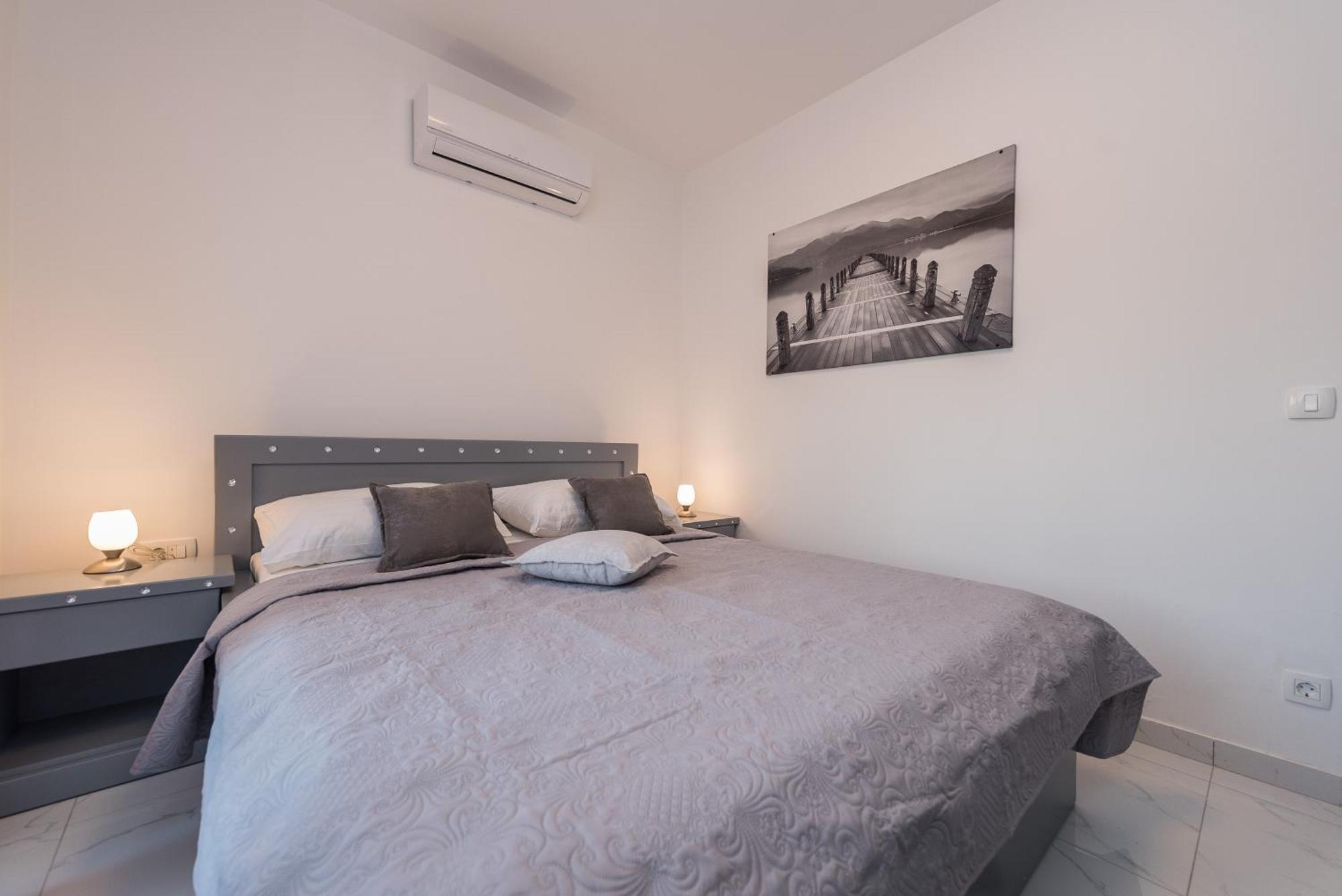נובליה Villa Jana Luxury Apartments חדר תמונה